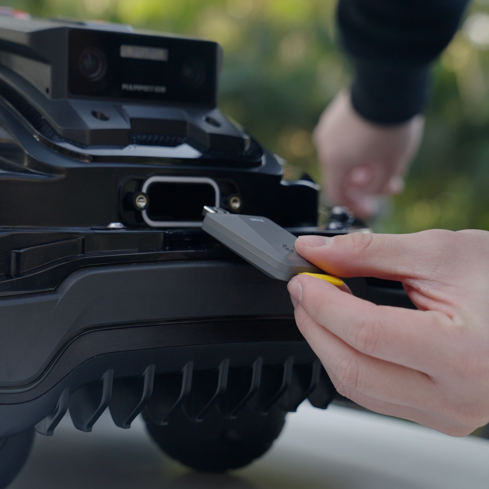 MAMMOTION YUKA mini 2 4G-Modul Mit 3 Jahren Service – Bild 3