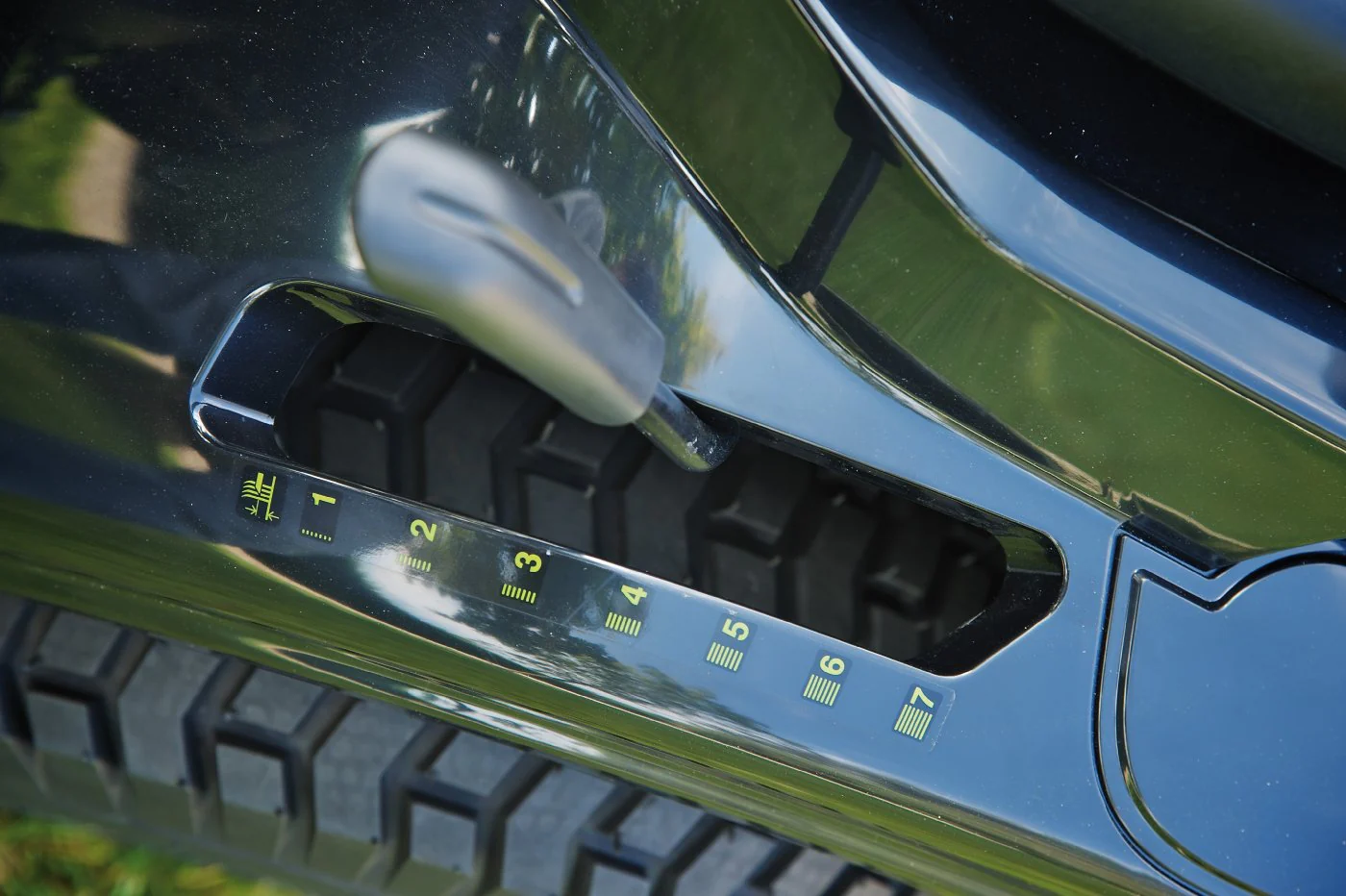 Alpina Rasentraktor AT 84 HA – Modell 2025 – Bild 3