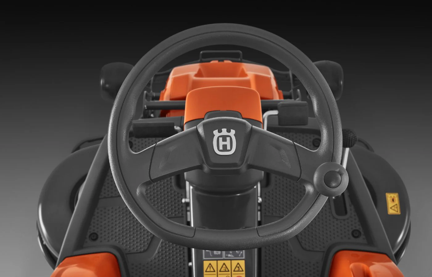 Husqvarna Profi-Frontmäher R 216T AWD Combi 94 Winterpaket mit Schneeschild und Gummileiste – Modell 2025 – Bild 2