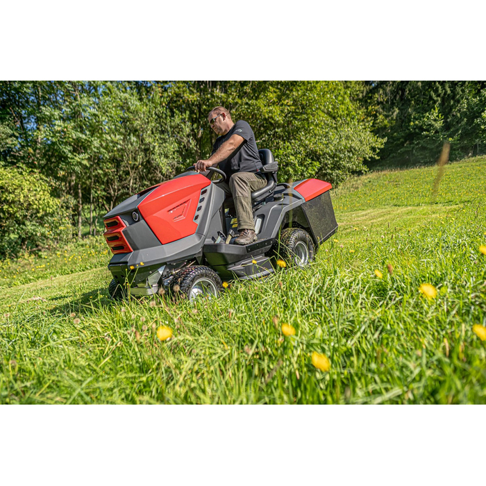 EFCO EF 106/24 KH 4×4 Exclusive Rasentraktor – Bild 2