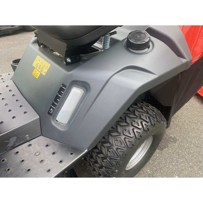 EFCO EF 106/24 KH 4×4 Exclusive Rasentraktor – Bild 6