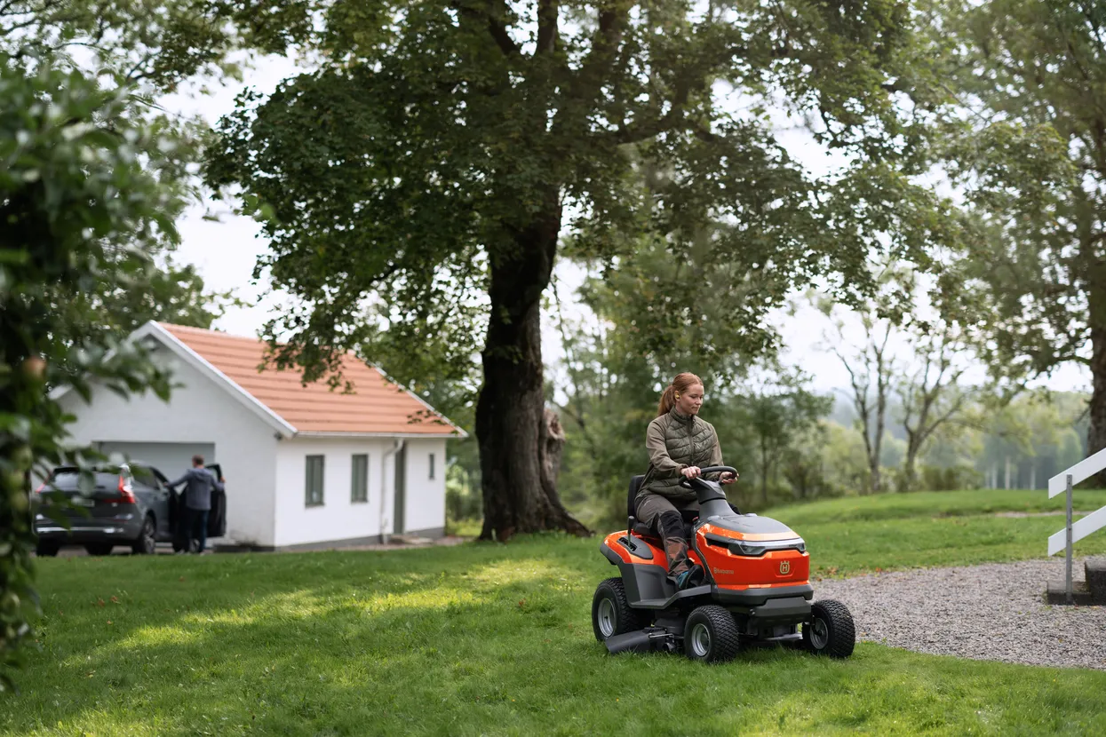Husqvarna TS 100i Akku-Rasentraktor – Bild 10