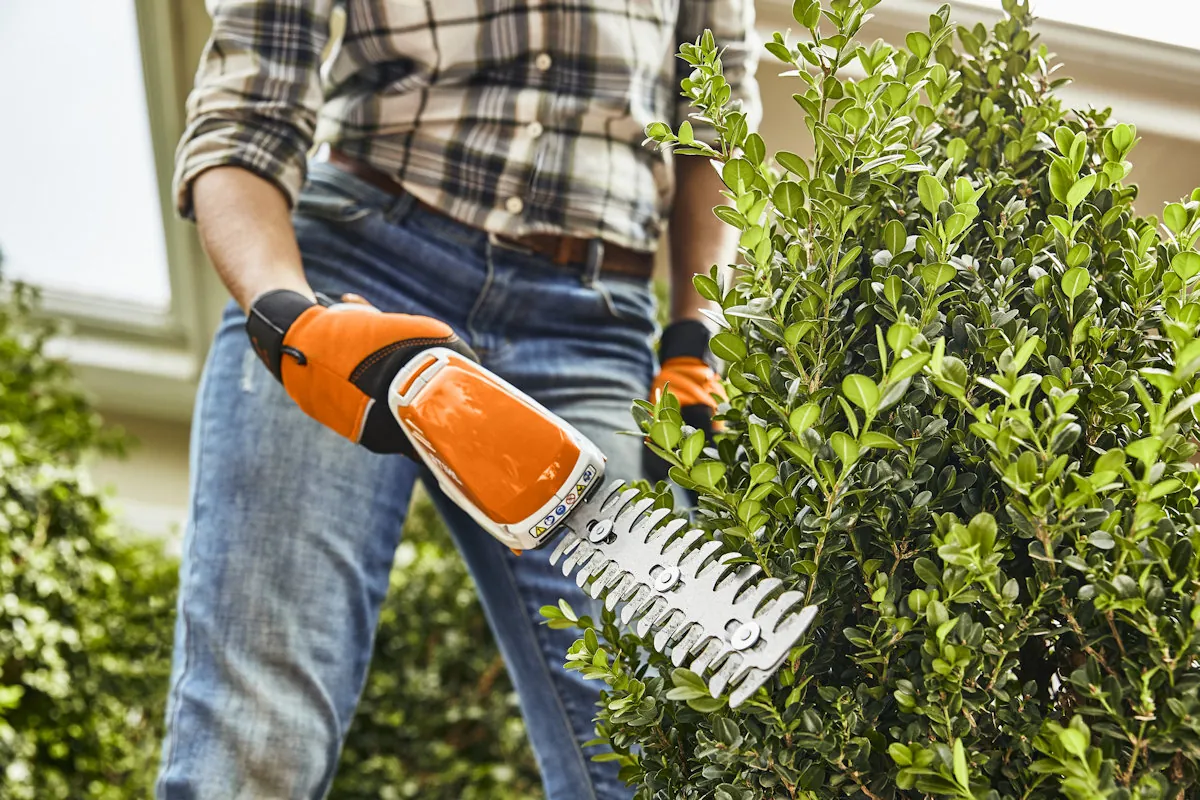 STIHL HSA 26 Akku-Strauchschere Set – Bild 5