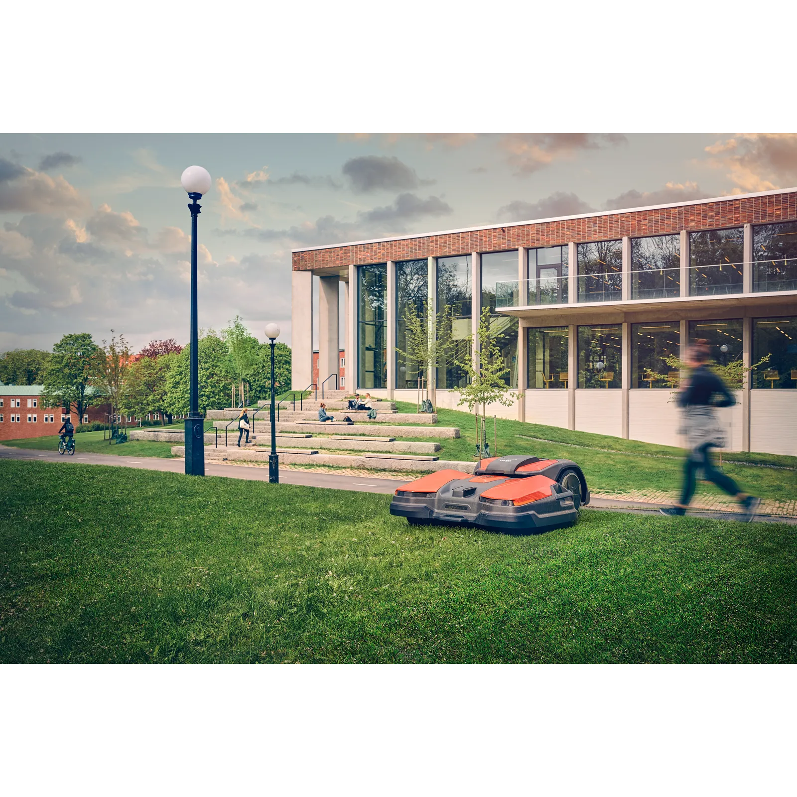 Husqvarna CEORA 544 EPOS Robotic Lawn Mower RZ 43M CS4 – Bild 5