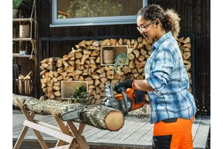 Husqvarna 230i Akku-Kettensäge mit Ladegerät und Akku 36V – Bild 2
