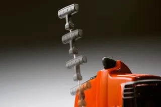 Husqvarna 122C Benzin-Rasentrimmer mit 43cm Arbeitsbreite und gebogenem Schaft – Bild 4