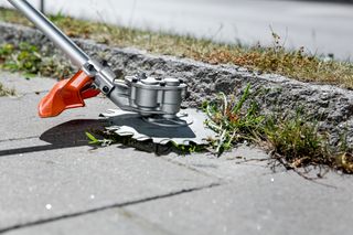 Husqvarna RA850 Grasscherenvorsatz für Kombi-Trimmer und Motorsensen – Bild 5