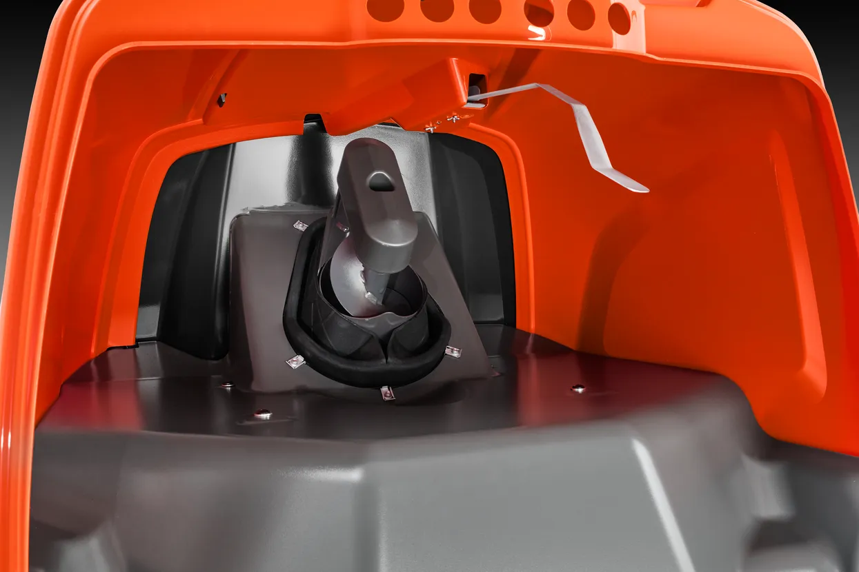 Husqvarna RC 320Ts AWD – Bild 11