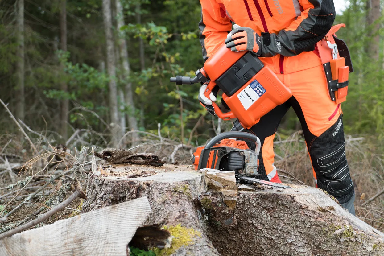 Husqvarna Kombikanister 5 L + 2,5 L Kraftstoffbehälter mit Werkzeugbox – Bild 2