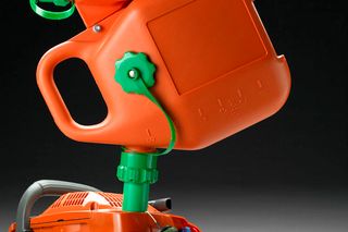 Husqvarna Kombikanister 6L + 2.5L Kraftstoffbehälter mit Überlaufschutz – Bild 2