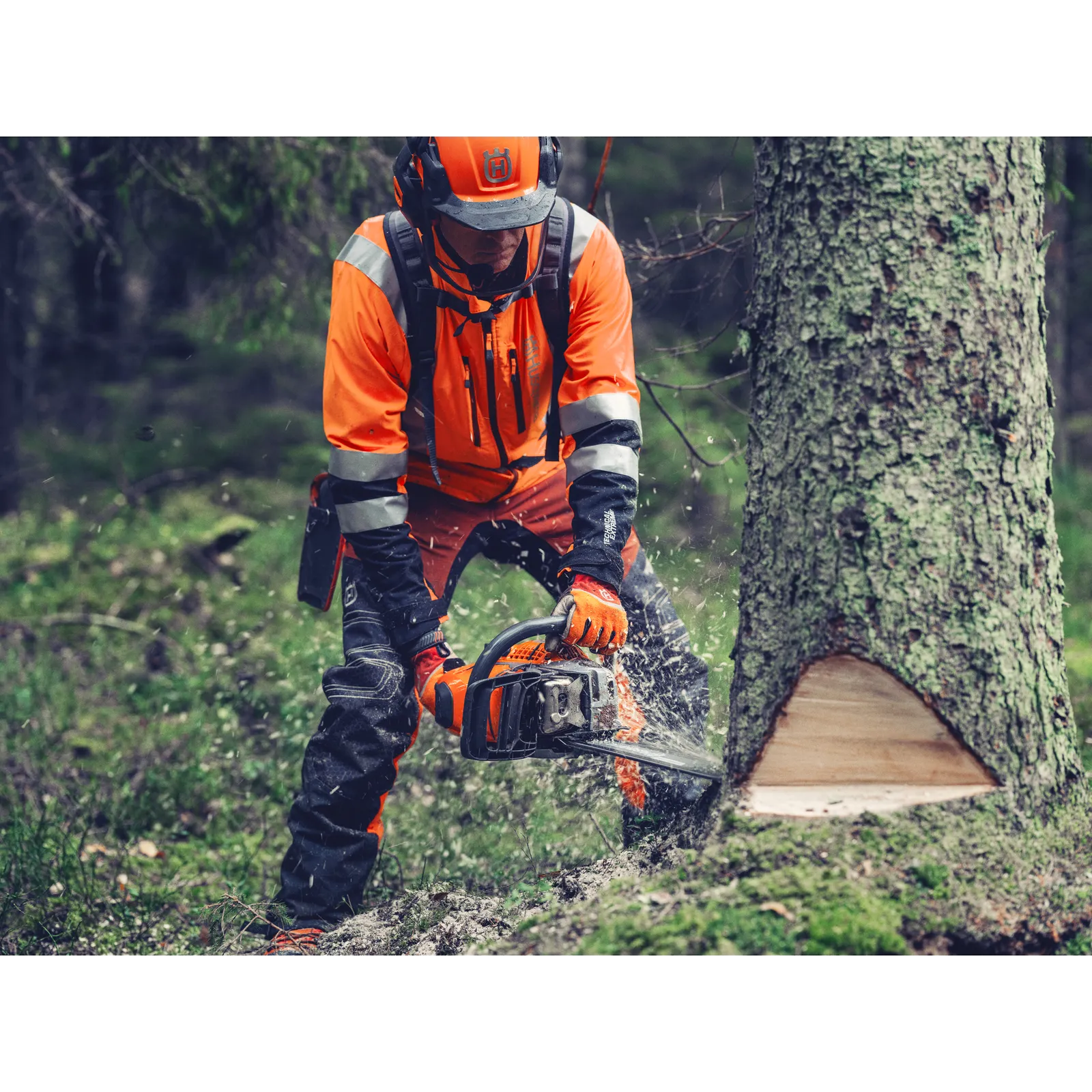 Husqvarna 564 XP® G Fuel Inject 60cc Professional Chainsaw – Bild 9