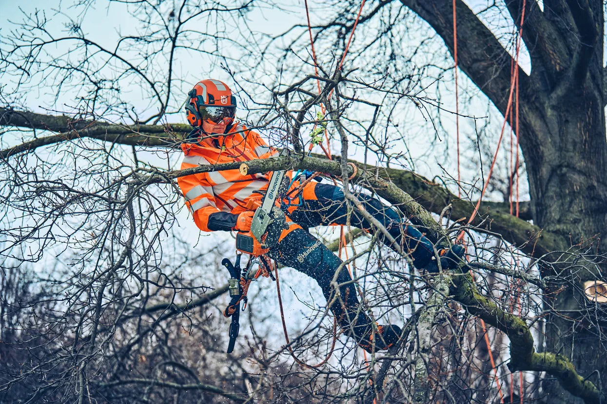 Husqvarna T542i XP® G Profi Akku-Kettensäge Mit Griffheizung – Bild 4