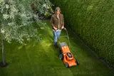 Husqvarna LC 137i Akku-Rasenmäher 37cm mit Akku und Ladegerät – Bild 2
