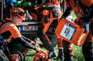 Husqvarna XP Power 2 Sonderkraftstoff Vorgemischtes Zweitakt-Öl 1 Liter – Bild 3