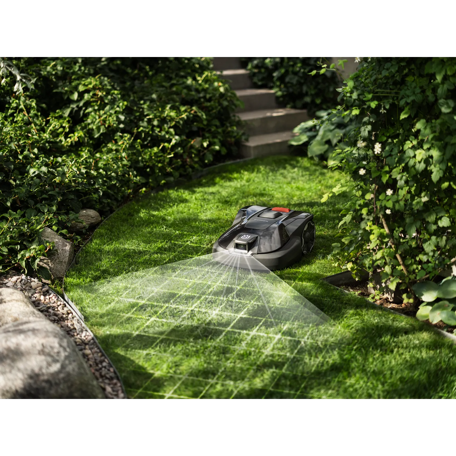 Husqvarna Automower® Aspire® R6V Kabelloser Mähroboter für kleine Gärten – Bild 5