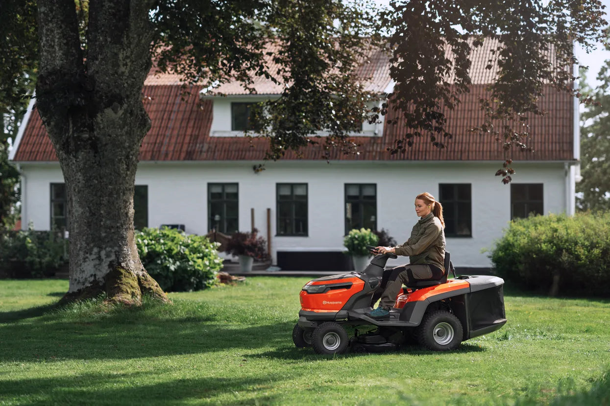 Husqvarna TC 100i Akku-Gartentraktor 95 cm Schnittbreite – Bild 4
