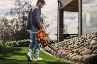Husqvarna 120iBV Akku-Laubbläser Multifunktional 2-in-1 Gartenwerkzeug Für Gärten – Bild 2