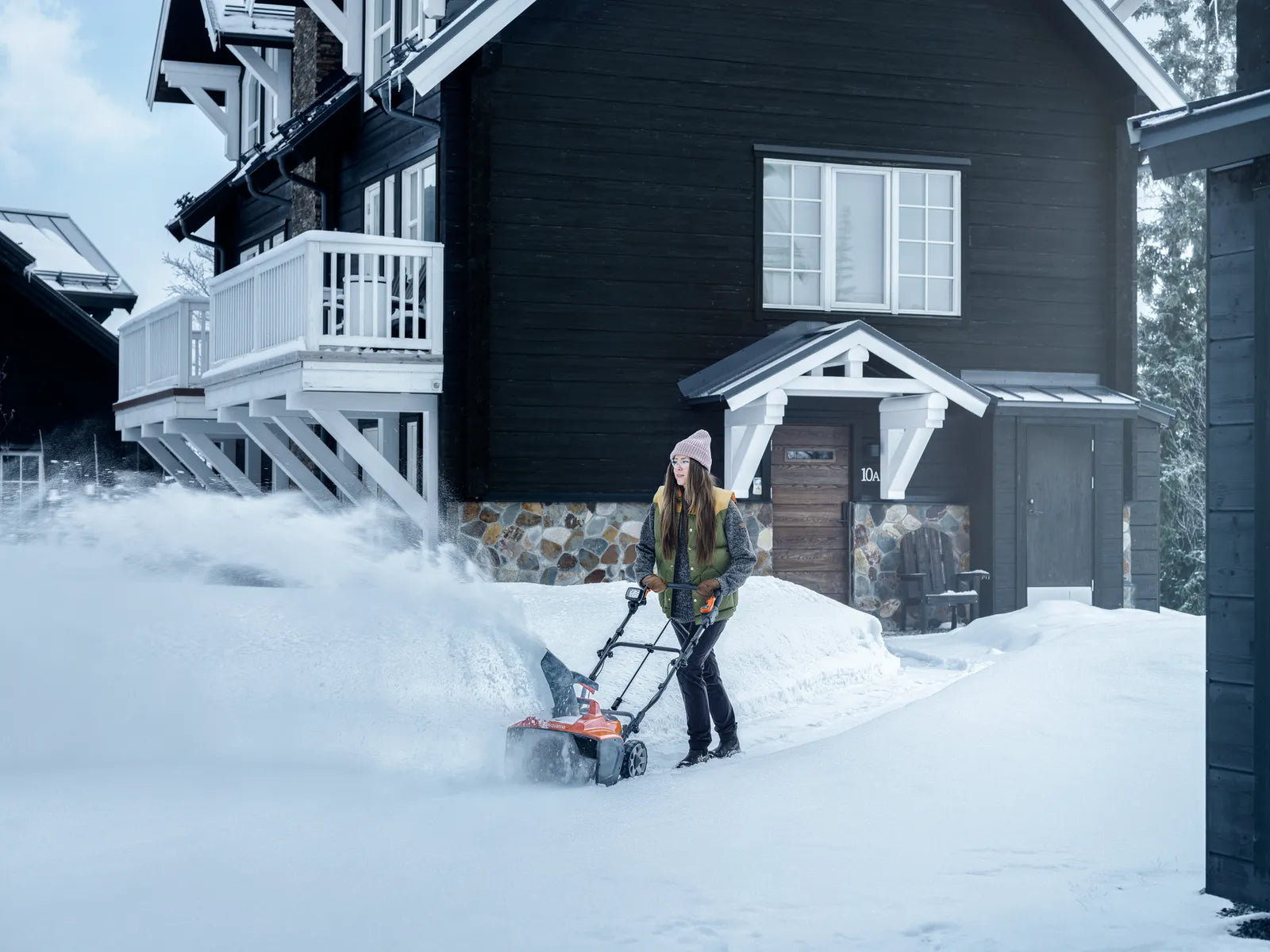 Husqvarna ST 143i Akku-Schneefräse 43cm Arbeitsbreite – Bild 5