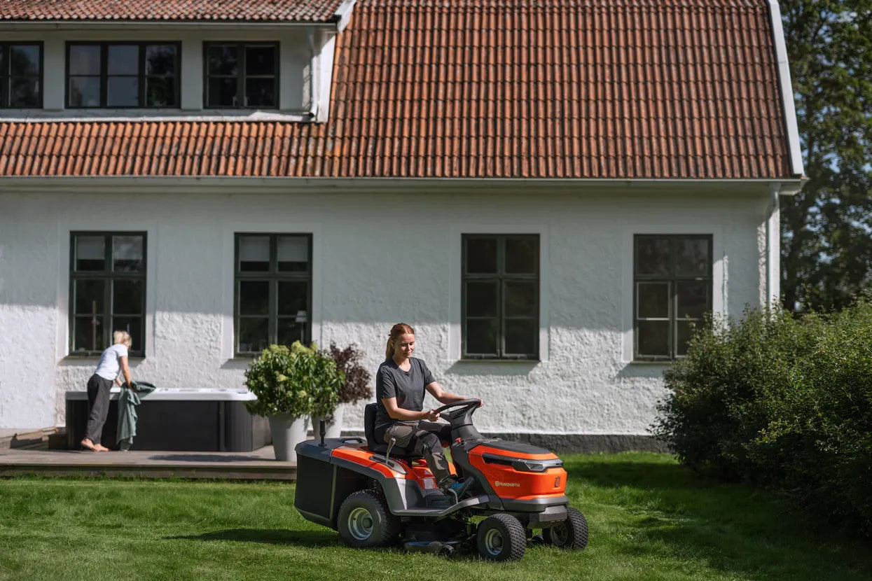 Husqvarna TC 100i Akku-Gartentraktor 95 cm Schnittbreite – Bild 5